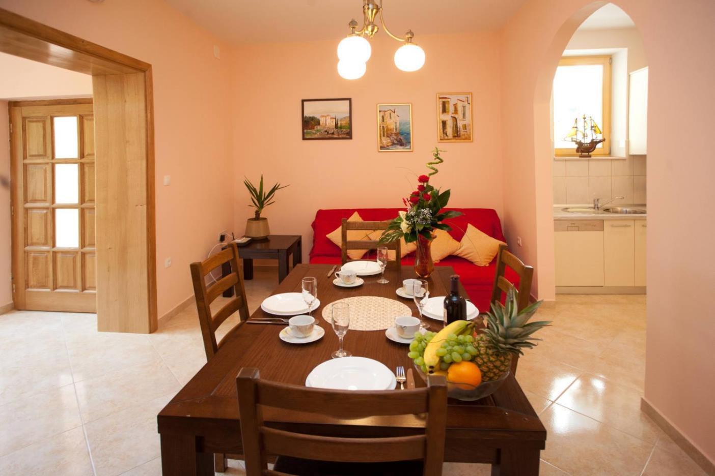 Apartments Beautiful Sandy Beach สปลิท ภายนอก รูปภาพ